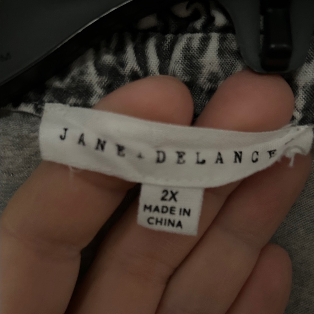 Jane and Delancey Gray Button Down Shirt with Ruffle Sleeves - Picture 2 of 7